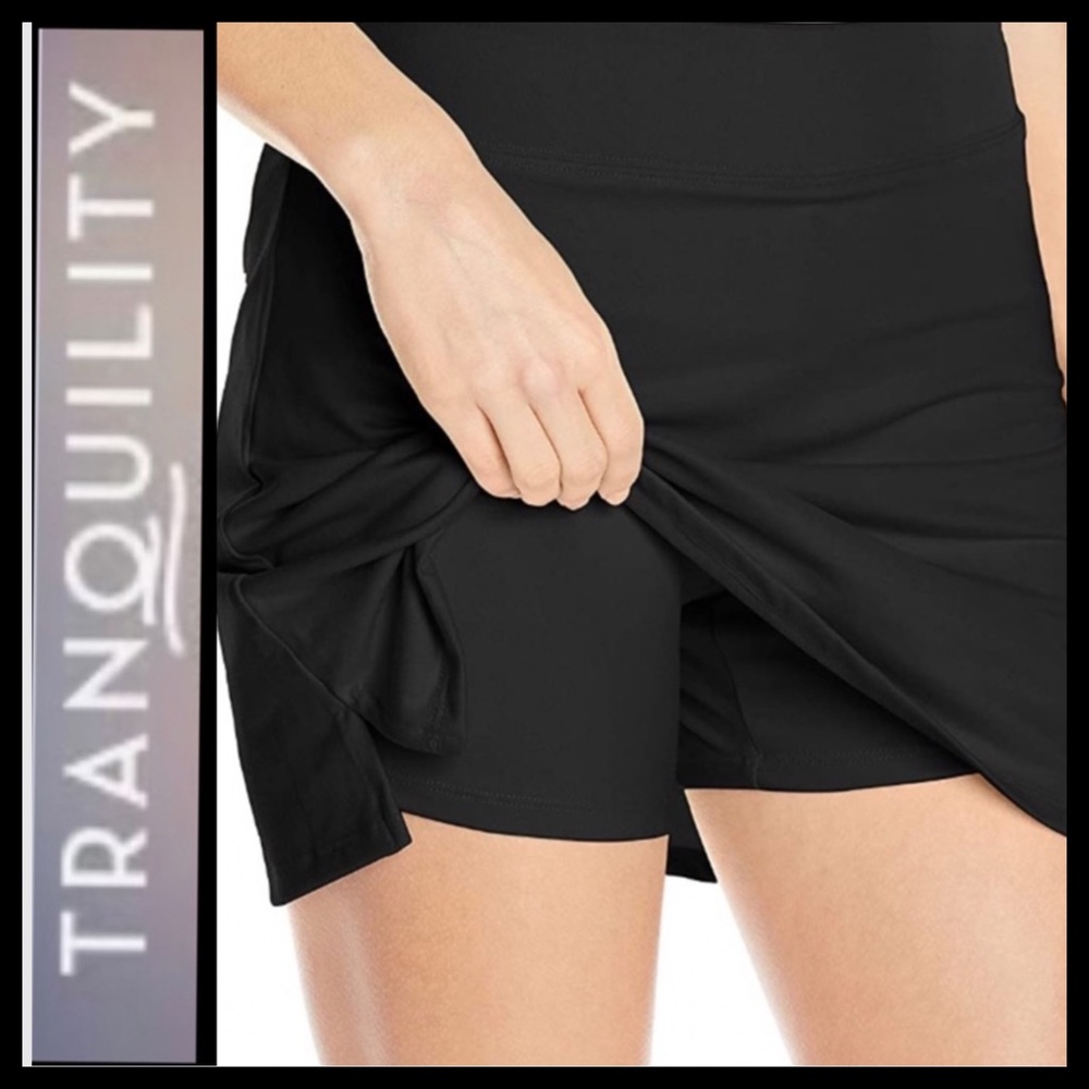 🎈SALE🎈NWOT TRANQUILITY Solid Performance Skort